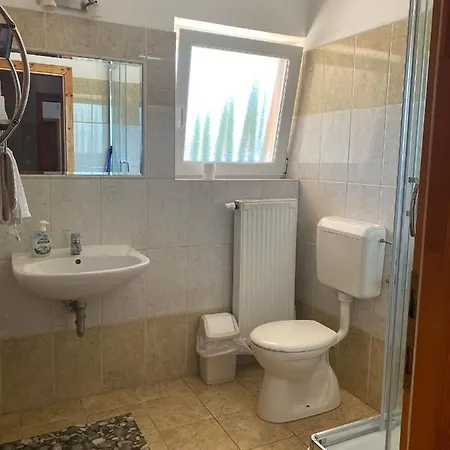 Abigel Apartmanhaz