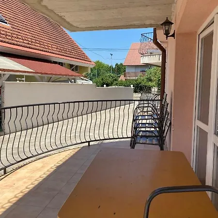 Abigel Apartmanhaz Lägenhet