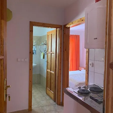 Abigel Apartmanhaz Διαμέρισμα *