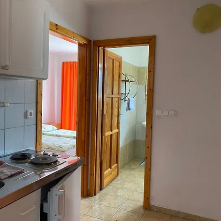 Abigel Apartmanhaz Lägenhet Balatonfüred