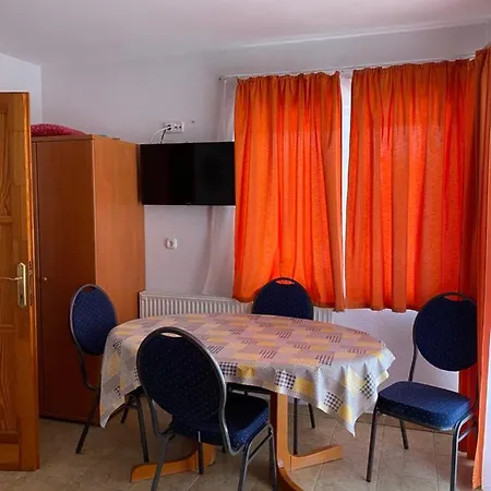 Abigel Apartmanhaz * Balatonfüred