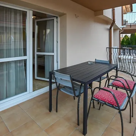 Daire Abigel Apartmanhaz