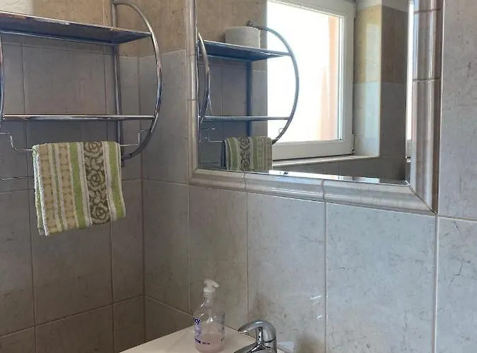 Abigel Apartmanhaz דירה