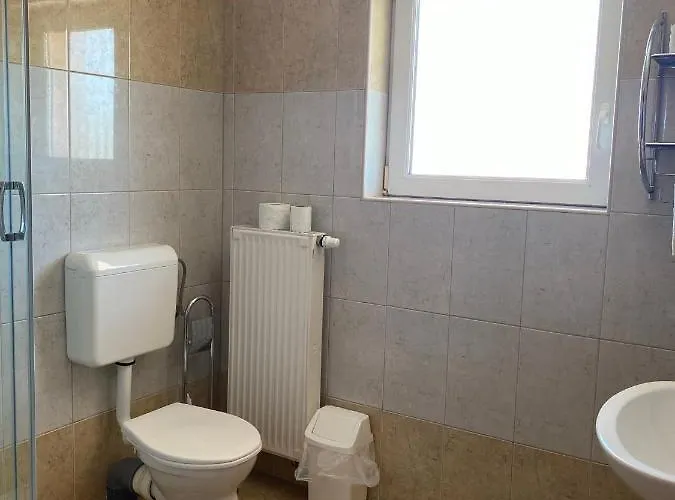 Abigel Apartmanhaz *