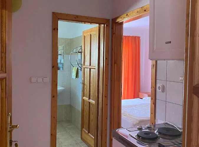 Abigel Apartmanhaz דירה *