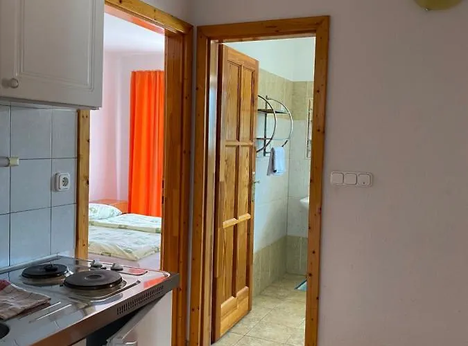 Abigel Apartmanhaz דירה באלאטונפורד