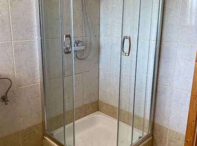 Abigel Apartmanhaz דירה *