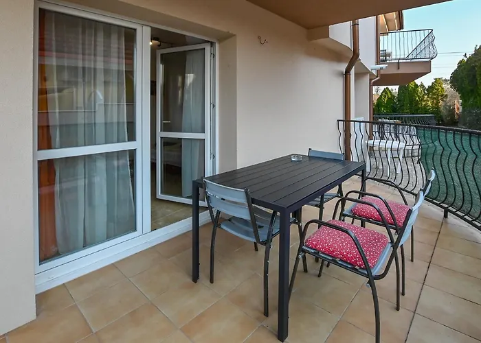 Lägenhet Abigel Apartmanhaz